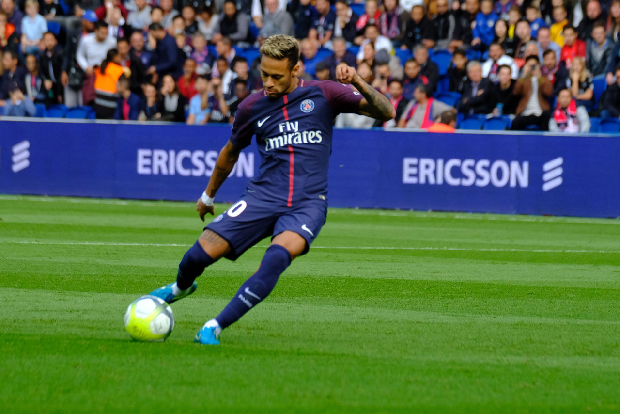 快问快答：C罗表示沙特比西甲进球更难（C罗称：沙特联赛进球难度高于西甲）