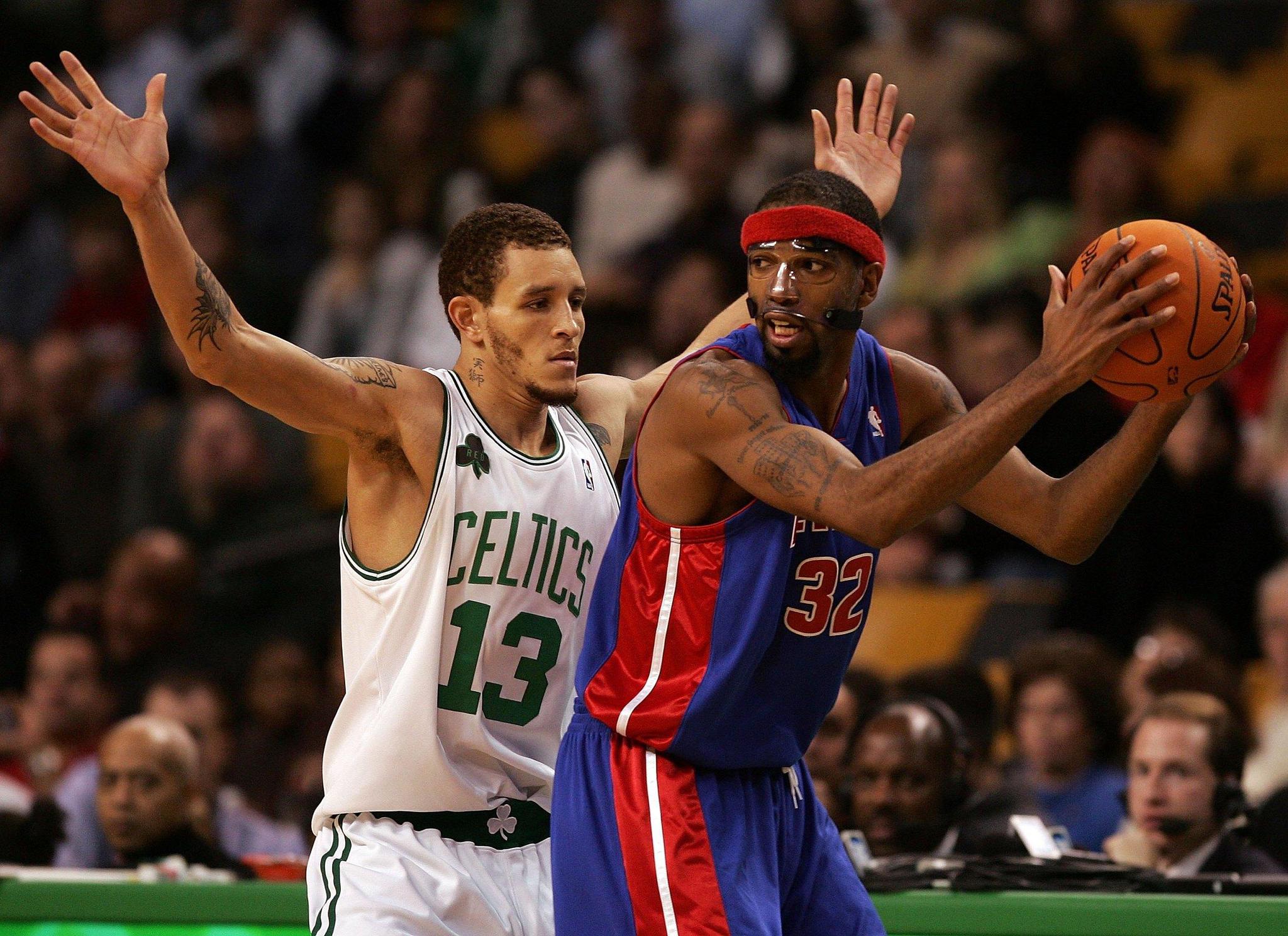 申花获得下赛季亚精联赛资格的一丝“理论希望”？2026赛季“多线平衡”必须重点考虑！（申花下季亚精联资格尚存一线生机？2026赛季多线平衡必须提上日程）