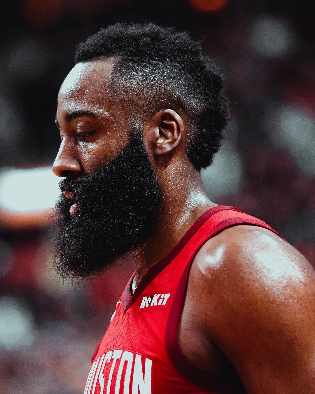 广东男篮在CBA俱乐部杯将迎战武汉赛区对手，阵容较齐，但因伤病缺阵四名主力，仍有望争夺晋级名额。（广东男篮出战CBA俱乐部杯武汉赛区：阵容基本齐整，四主力伤缺，晋级仍可期）