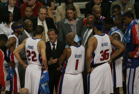 懂球帝12周年120大瞬间1／8决赛：重磅来袭，谁将通往八强？（懂球帝12周年120大瞬间1／8决赛正式打响：谁能挺进八强？）