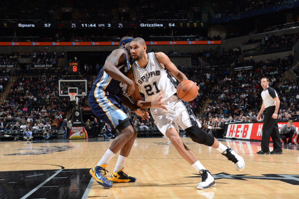 曼晚：卡塞米罗离队传闻不断升温，阿莫林想引入加拉格尔（曼晚：卡塞米罗离队风声愈浓，阿莫林有意引进加拉格尔）