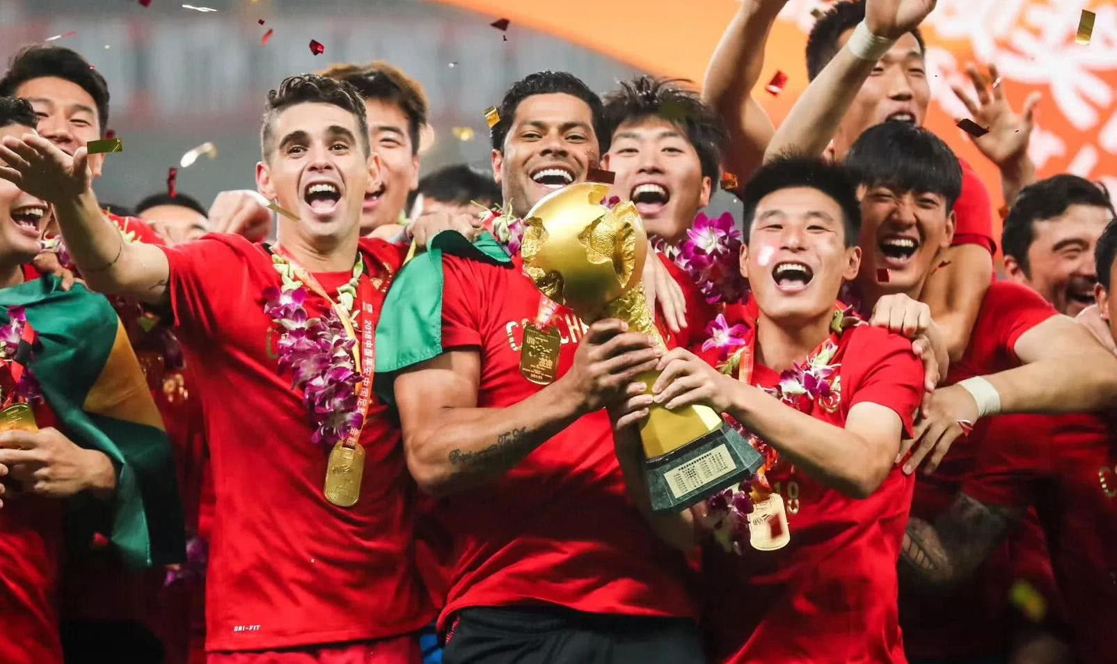 意甲半场：贝里沙造险斯图利奇失良机，克雷莫纳暂0-0莱切（意甲半场战报：贝里沙制造险情，斯图利奇错失良机，克雷莫纳暂与莱切0-0）