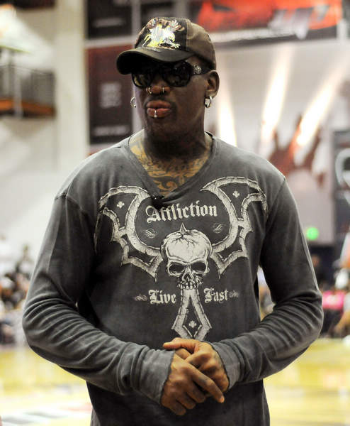 1-0！桑托斯击败弗拉门戈，内马尔复出，第84分钟绝杀疯狂庆祝（桑托斯1-0弗拉门戈：内马尔复出，84分钟绝杀引爆全场）